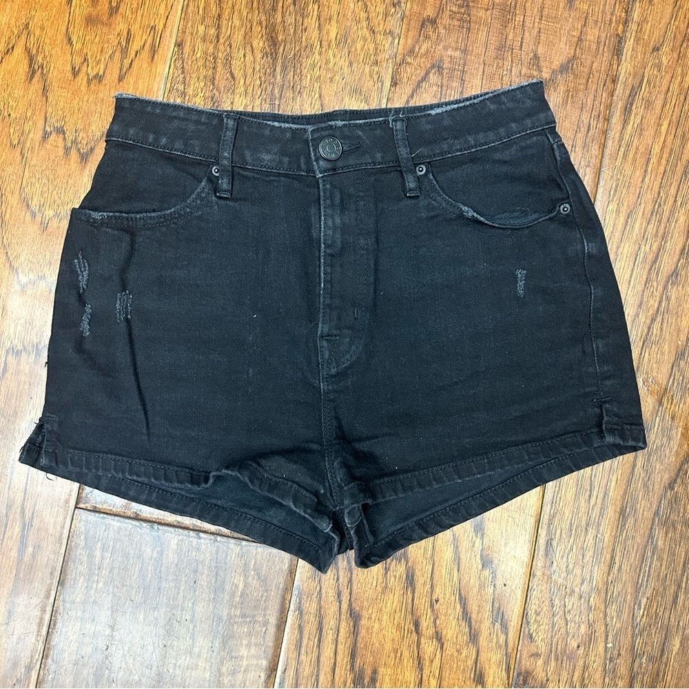 BDG pinup supper high rise‎ short